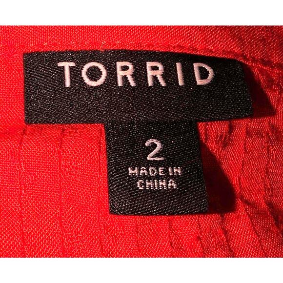 Torrid Textured Woven Crochet Inset Tunic Top V-neck Button Front Tiered Sz 2X - Picture 5 of 6